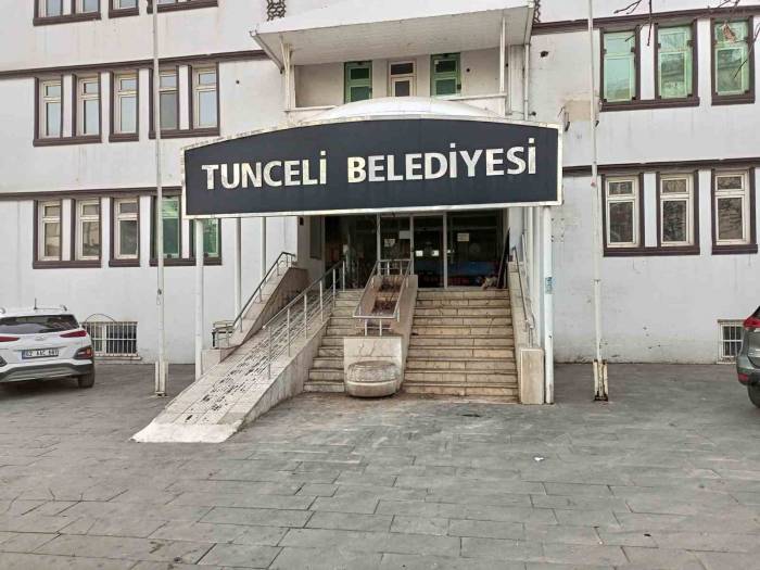 Beyin Kanaması Sonucu Ölen Belediye Çalışanı Raporu Olmasına Rağmen Temizlik İşinde Çalıştırılmış