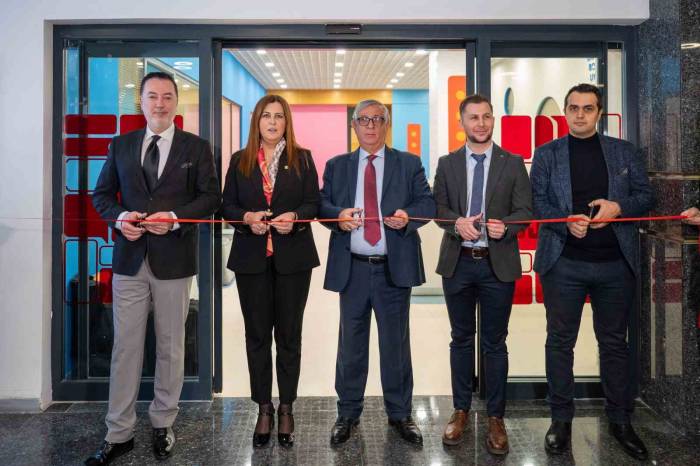 Ekran Maruziyeti Çocuklarda Dil Ve Konuşma Bozukluklarını Arttırdı