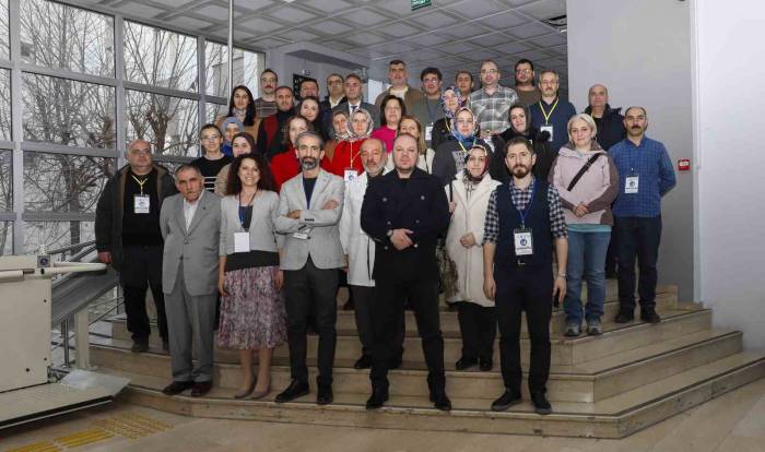 Atatürk Üniversitesi’nde Kimyanın Doğası Öğretimi Çalıştayı