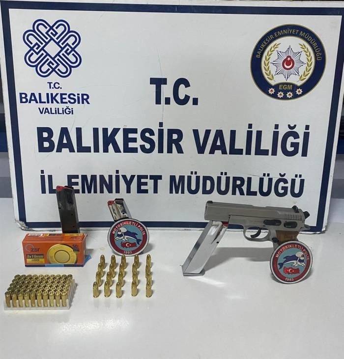 Balıkesir’de Aranan 18 Kişi Yakalandı: 5 Tutuklama