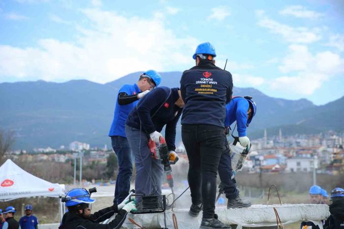 Denizlili Din Görevlileri Afetlere Hazırlıkta Bir İlki Başardı