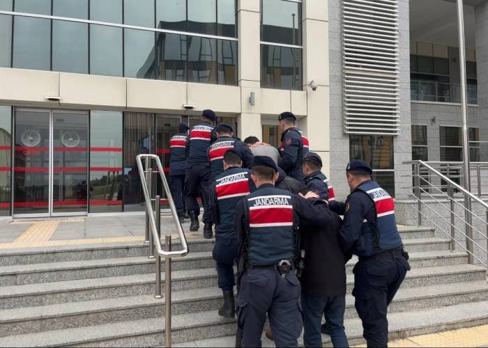 Kırklareli’de 11 Kaçak Göçmen Yakalandı: 5 Gözaltı