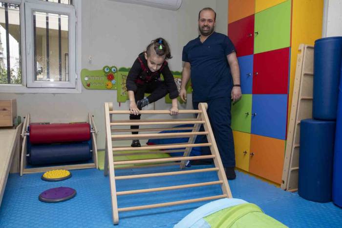 Mersin Büyükşehir Belediyesi Otizm Aile Danışma Merkezini Hayata Geçirdi