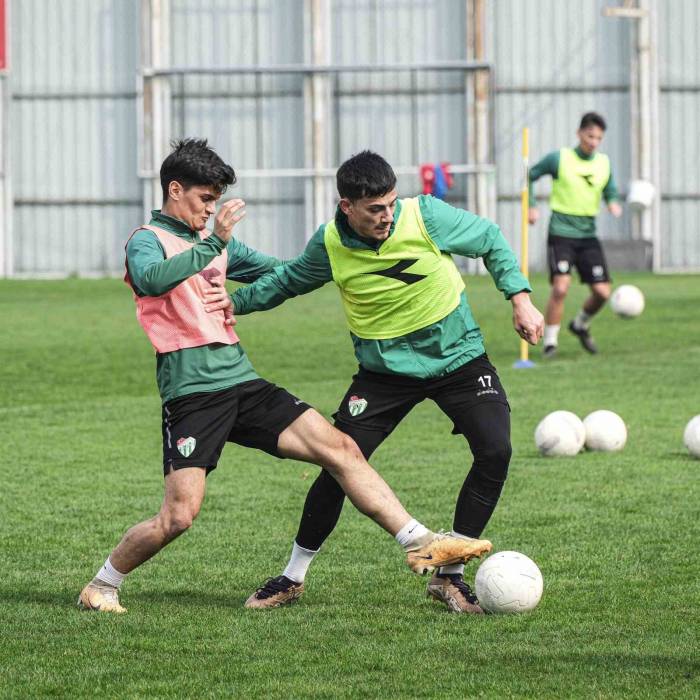 Bursaspor Taktik Antrenman Yaptı