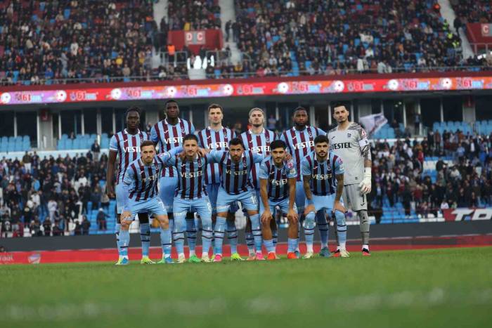 Ziraat Türkiye Kupası: Trabzonspor: 0 - Rams Başakşehir Fk: 0 (İlk Yarı)