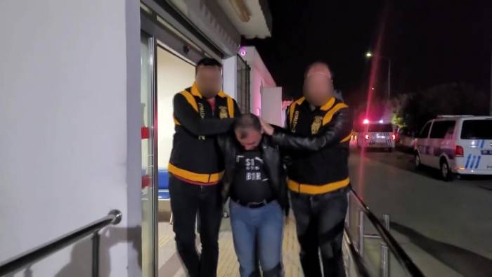 Seyhan Polisi 36 Bin Uyuşturucu Hap Ele Geçirdi