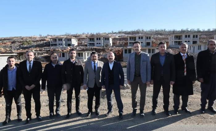 Vali Varol, Sincik’te Deprem Konutlarını İnceledi