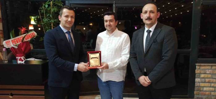 Devrekliler Müdür Verim İçin Düzenlenen Veda Yemeğinde Bir Araya Geldi