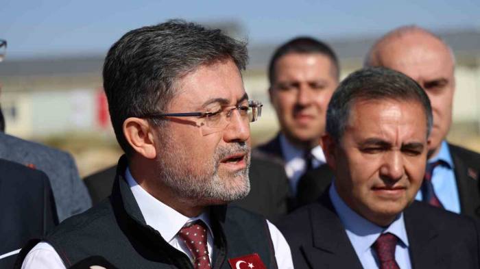 Tarım Ve Orman Bakanı Yumaklı: "Ramazan Ayı Öncesi Fırsatçılara İzin Vermeyeceğiz"