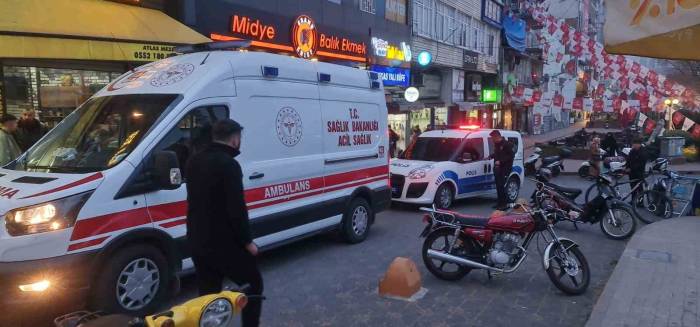 Karşılaştığı Husumetlisini Bıçakladı