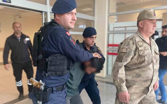 3 Kişiyi Öldüren Cinayet Zanlısı İle 3 Şüpheli Tutuklandı