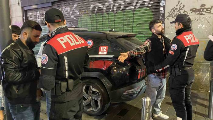 Beyoğlu Polisinden ’şok Uygulaması’: 10 Gözaldı