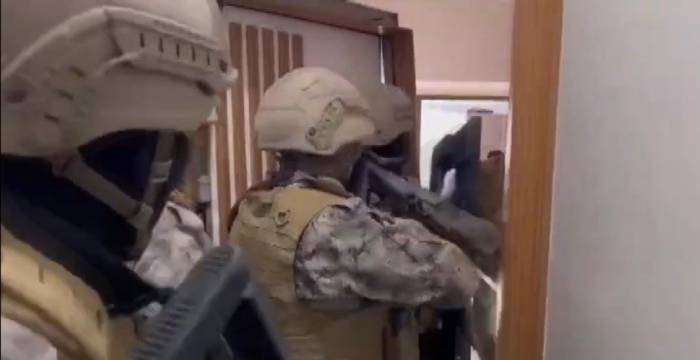 Eğlence Mekanında Bıçaklı Kavga Ve Kundaklama Kamerada