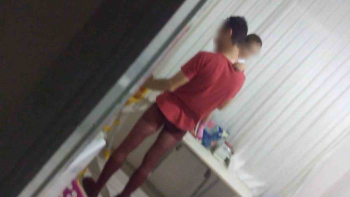 Skandal İddia: "Ben Soyunmayınca Kocam Kadın Kıyafetleri Giydi"