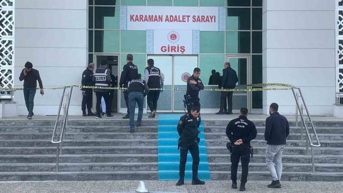 Karaman’da Adliye Girişinde Silahlı Saldırı: 1 Yaralı