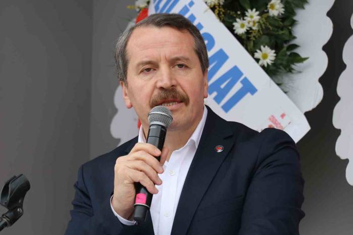Memur-sen Genel Başkanı Yalçın: "Mart’ın Sonu Bahar Demişlerdi, Mart’ın Sonunda Kara Kış Yaşattılar Bize"