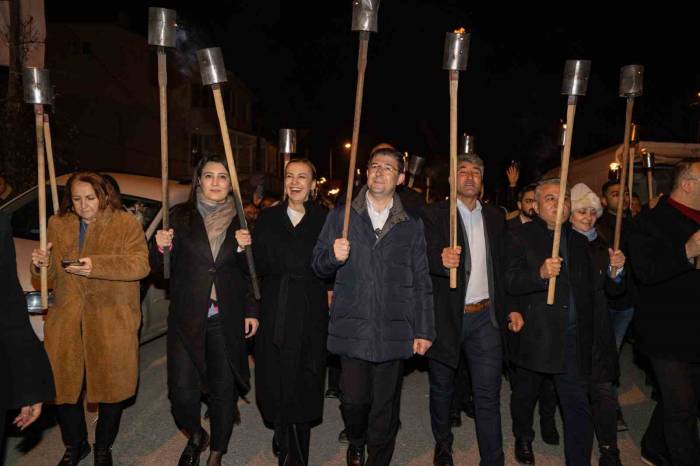 Arslanköy’de Kurtuluş Coşkusu Fener Alayı İle Yaşandı