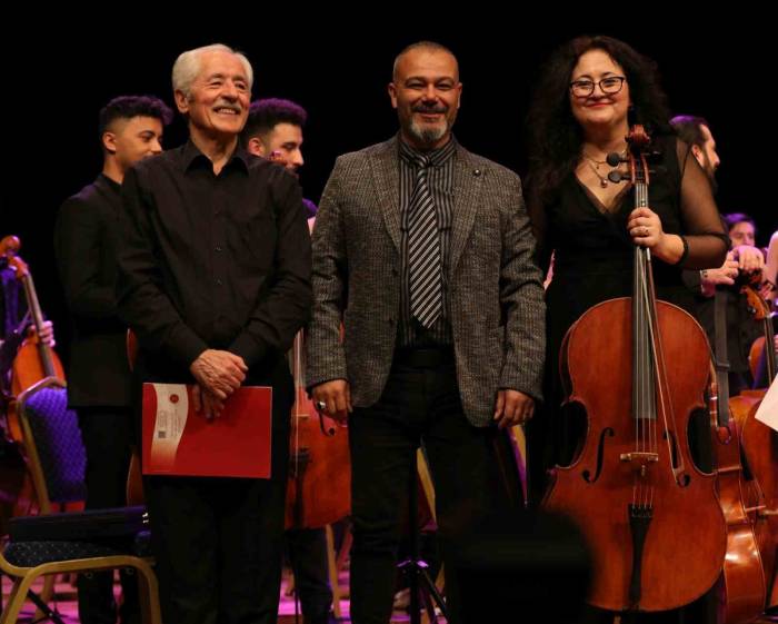 Nevü’de Çello Orkestrası Konseri Düzenlendi