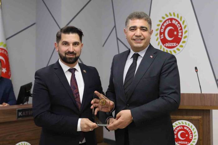 Son Kez Bir Araya Geldiler