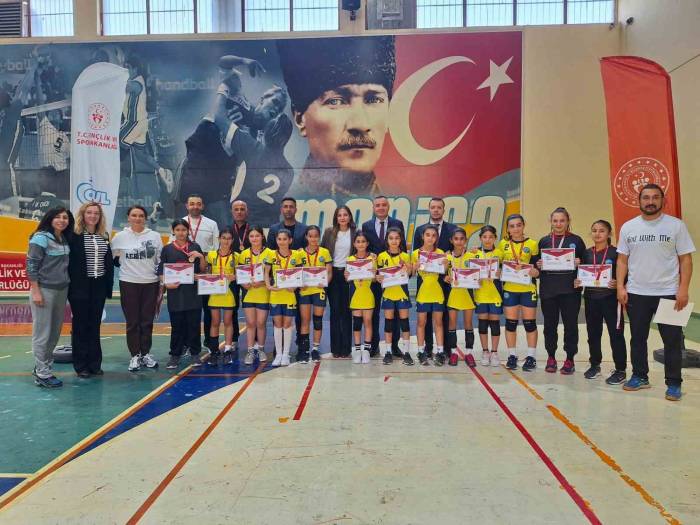 Manisa Okul Sporları Hentbol Küçükler Kız Ve Erkek Yarı Final Müsabakaları