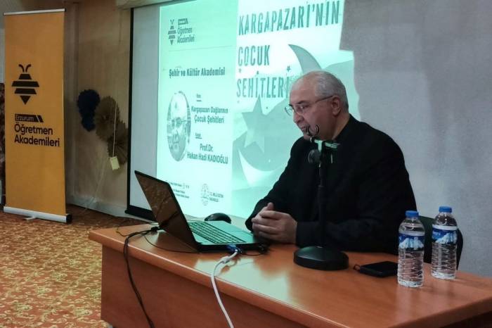 Erzurum’da Öğretmen Akademileri Programı Başladı