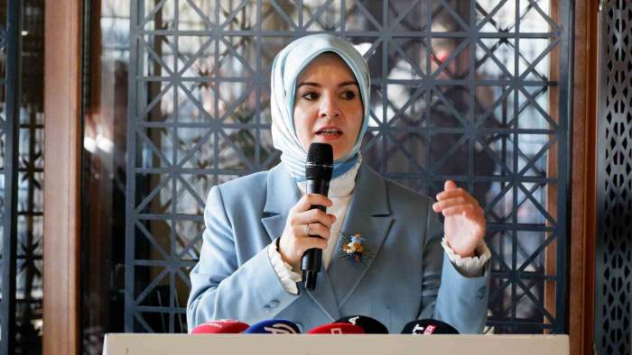 Bakan Göktaş: "Türkiye’de İlk Kez ’yaşlı Profili Araştırması’ Yaptık"