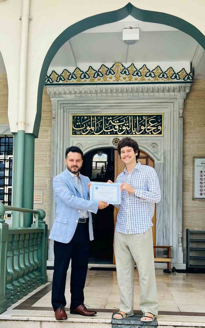 Aborjin Kökenli Felix Auburn Müslüman Oldu