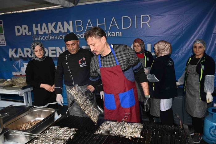 Bahçelievler’de Vatandaşlar “Karadeniz Festivali” İle Doyasıya Eğlendi