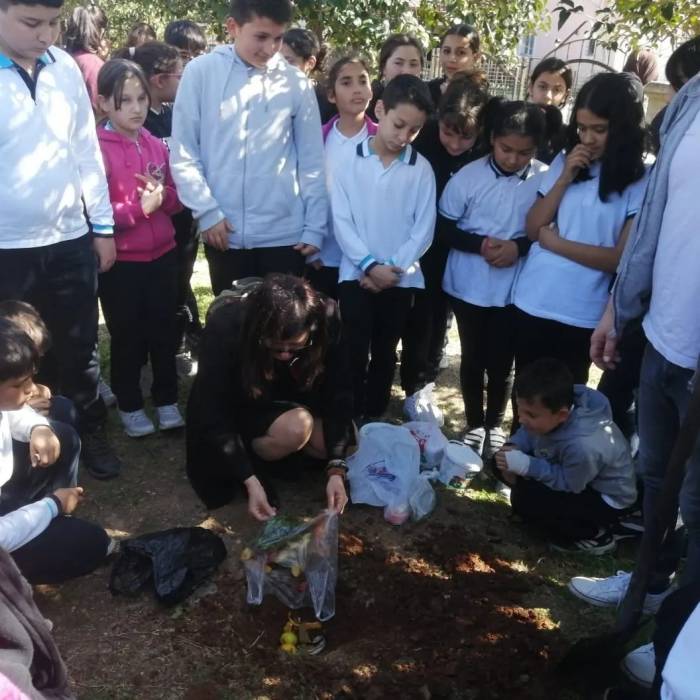 Ortaokul Öğrencilerine Gıda İsrafı Ve Kompost Yapım Eğitimi