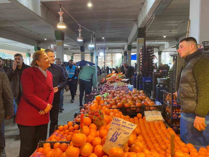 Başkan Hürriyet: "Her Daim Esnafımızın Yanındayız"