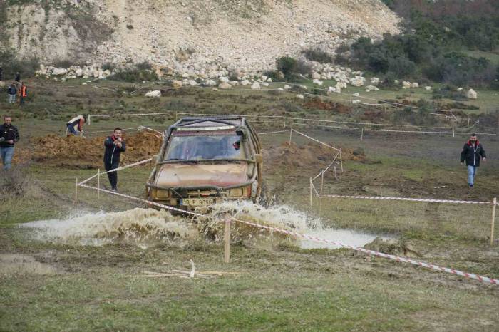 Türkiye’nin Birçok Noktasından Gelen Off-road Tutkunları İstanbul’da Buluştu