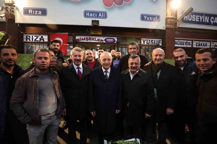 Başkan Yaşar Hal Esnafıyla Buluştu