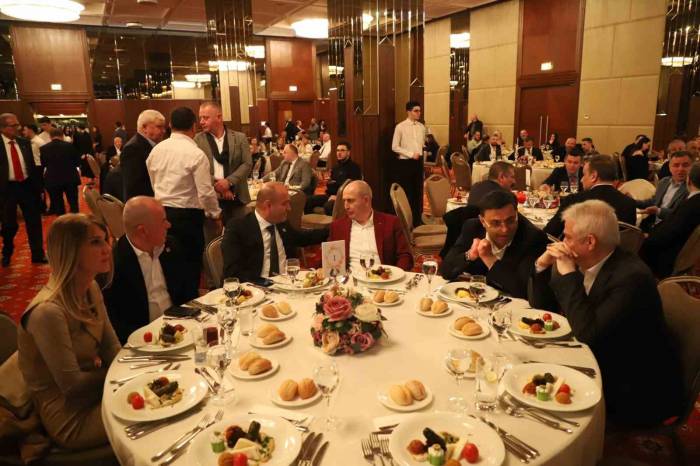 Büyükçekmece Belediye Başkanı Akgün’ün Kentsel Dönüşüm Başarısı Ödülle Taçlandı