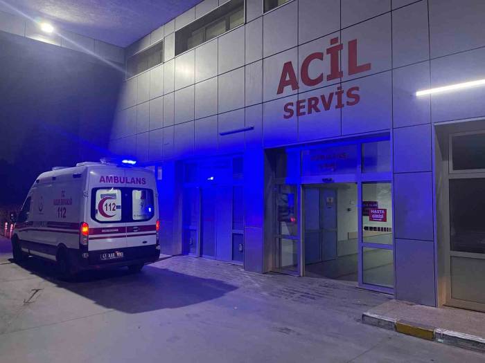 Tırın Altında Kalan Motokurye Hayatını Kaybetti