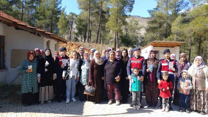 Köyceğiz’de Kurumlar Ortaklaşa Kadınlara Seminer Programı Düzenledi