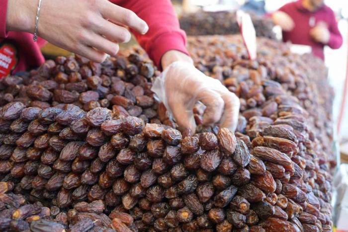 Eminönü’nde Ramazan Alışverişi Başladı