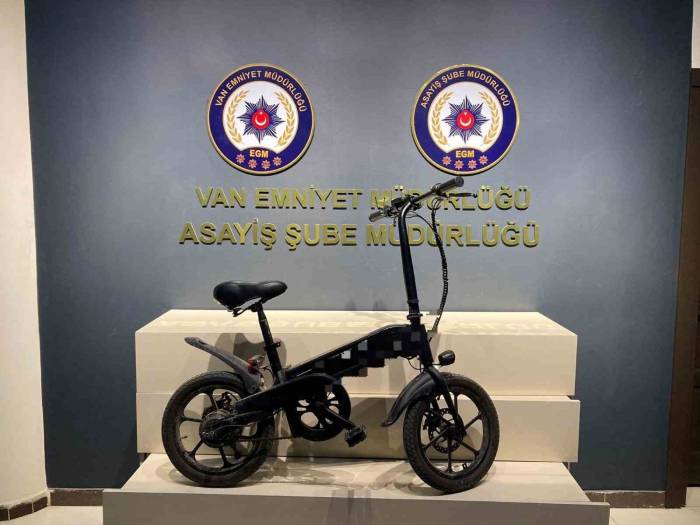 Van’da Değişik Suçlardan 44 Kişi Tutuklandı