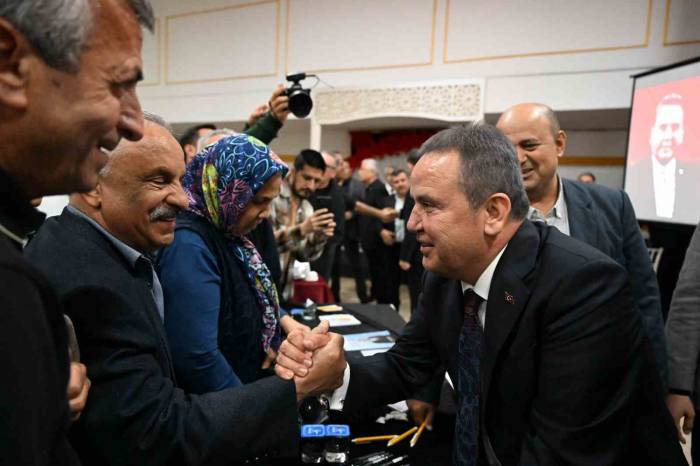 Başkan Böcek: "Büyükşehir Esnaf Daire Başkanlığı Kuracağız"