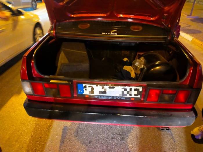 Yüksek Sesle Müzik Dinleyen Araçlara Ceza Yağdı