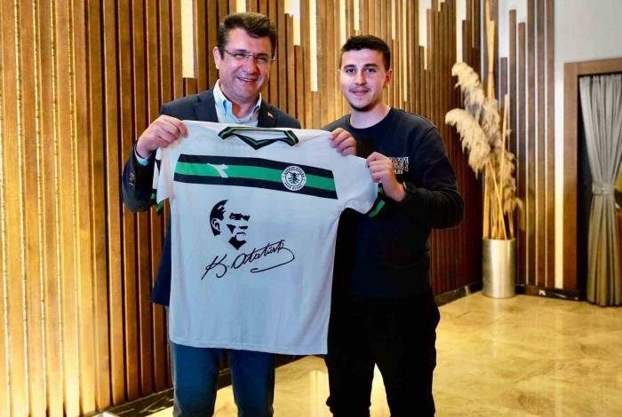 Mehmet Tosun’dan Bodrum’a 12 Bin Kişilik Yeni Şehir Stadı Sözü