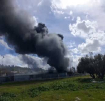 İzmir’de Beyaz Eşya Deposunda Korkutan Yangın