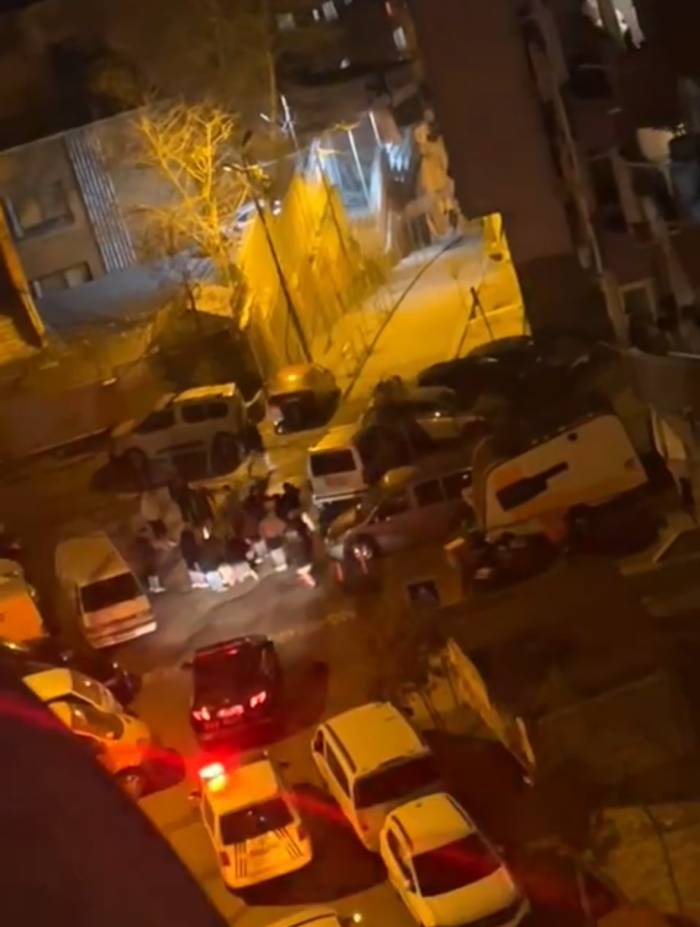 Kağıthane’de Hareketli Dakikalar Kamerada: Polise Direnip Bıçak Çekince Ortalık Karıştı