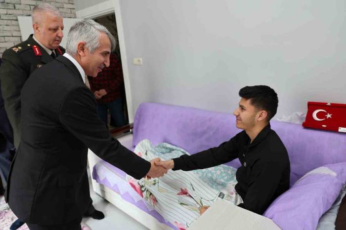 Kahramanmaraş Valisi Ünlüer’den Gazilere Ziyaret