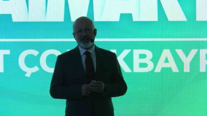 Başkan Çolakbayrakdar: “Şehrin Kalbinde Yepyeni Bir Şehir İnşa Edeceğiz”