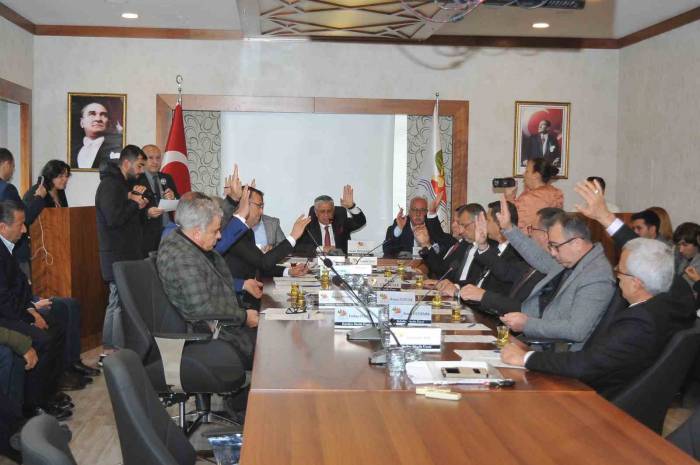 Başkan Topaloğlu: “Bu Sene 350 Bin İngiliz Turist Bekliyoruz”