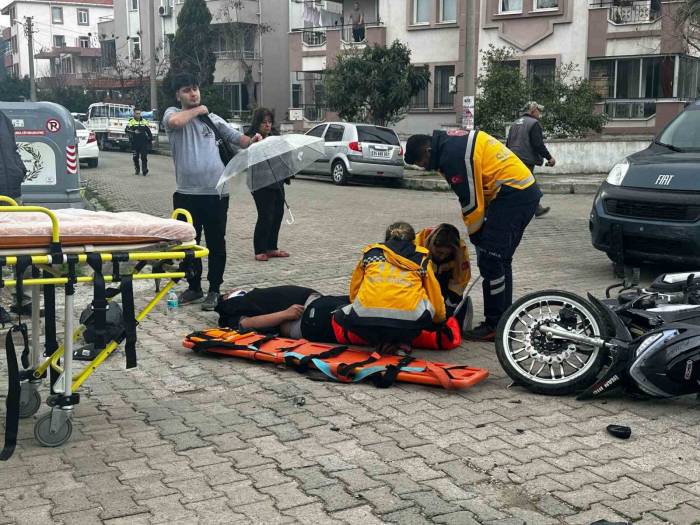 Milas’ta Motosiklet İle Otomobil Çarpıştı: 1 Yaralı