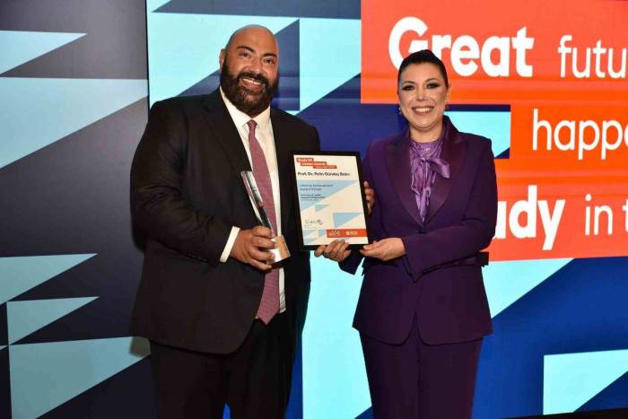 Pelin Gündeş Bakır’a ‘Yaşam Boyu Başarı Ödülü’