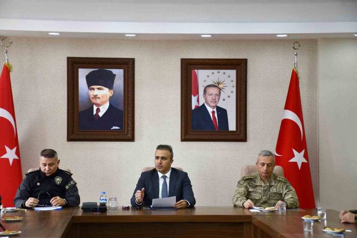 Ardahan Valisi Çiçek, 2023 İle 2024’ün İlk 2 Ayındaki Asayiş Verilerini Paylaştı