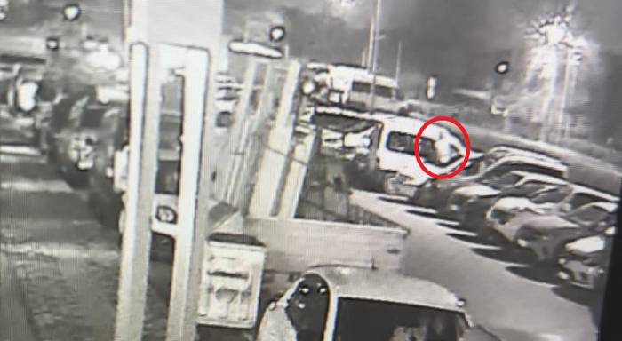 Aracın Camını Patlatarak 50 Bin Tl’lik Malzeme Çaldı, Kısa Sürede Yakalandı