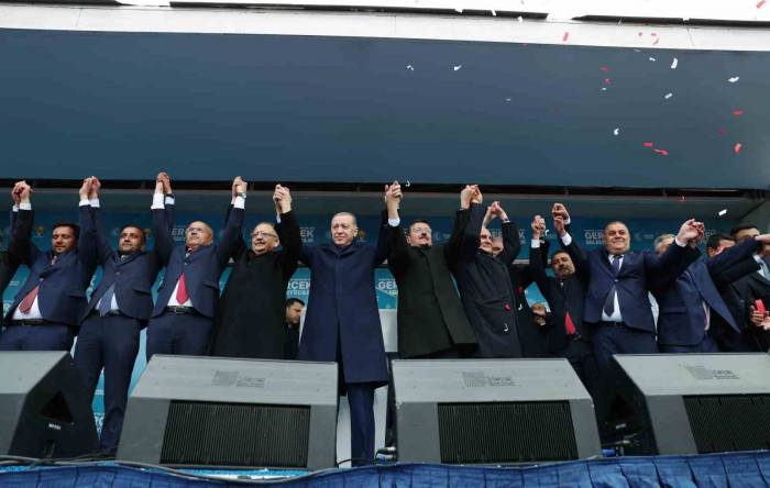 Cumhurbaşkanı Erdoğan: "türkiye Bugüne Kadar Ne Çektiyse Zübük Siyasetçi Tiplerinden Çekmiştir”